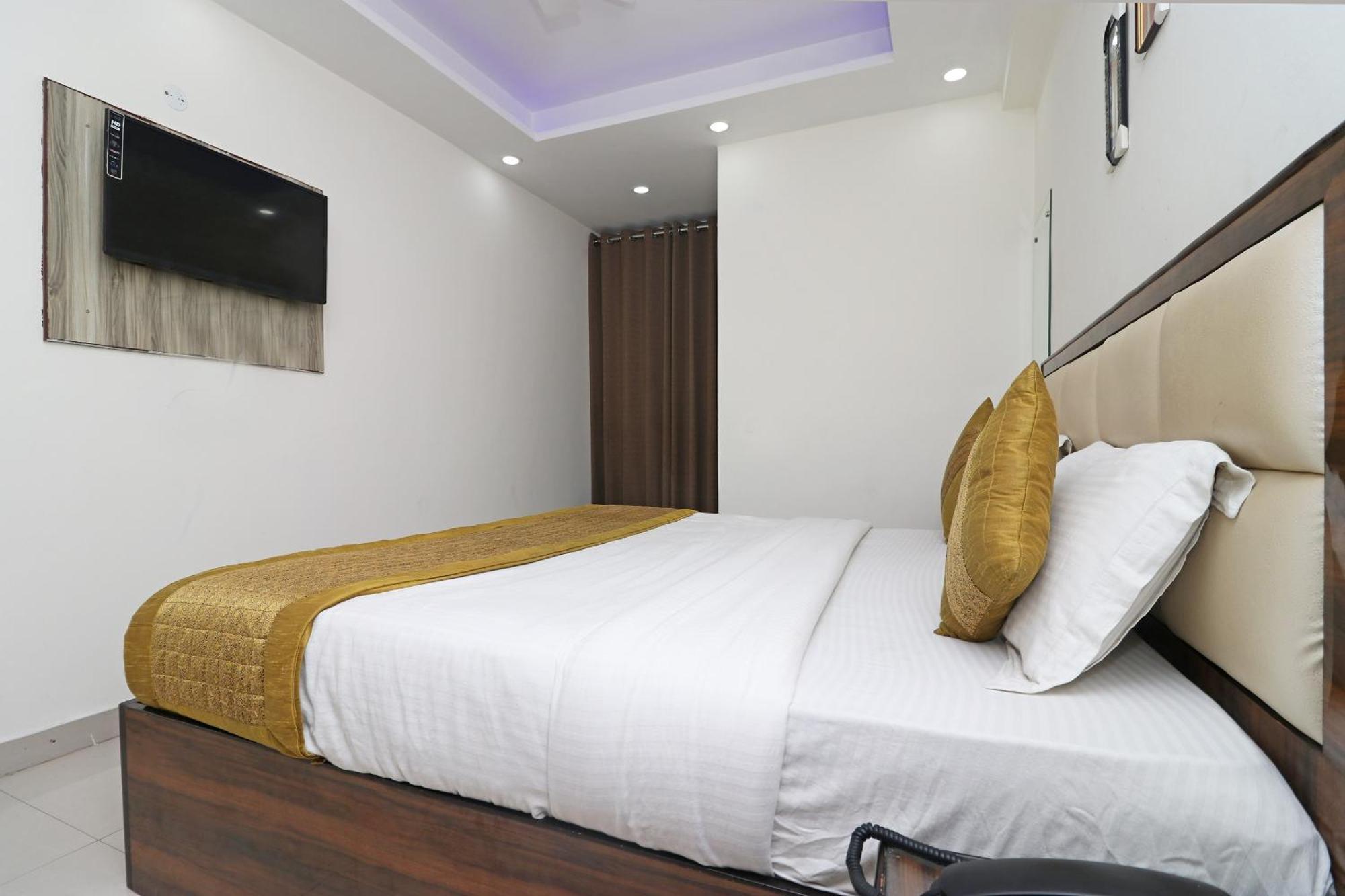 Hotel O Sweet Palace 新德里 外观 照片